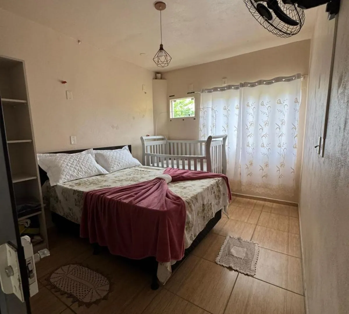 Hébergement de vacances 5 Quartos 2 Suites 400 Mt Da Garagem Da Praia Sao Francisco do Sul